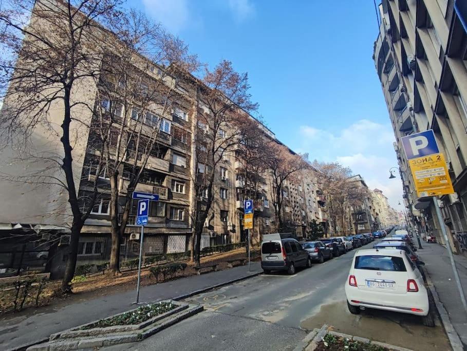 Apartment Vracar Hideaway With Private Garage *
